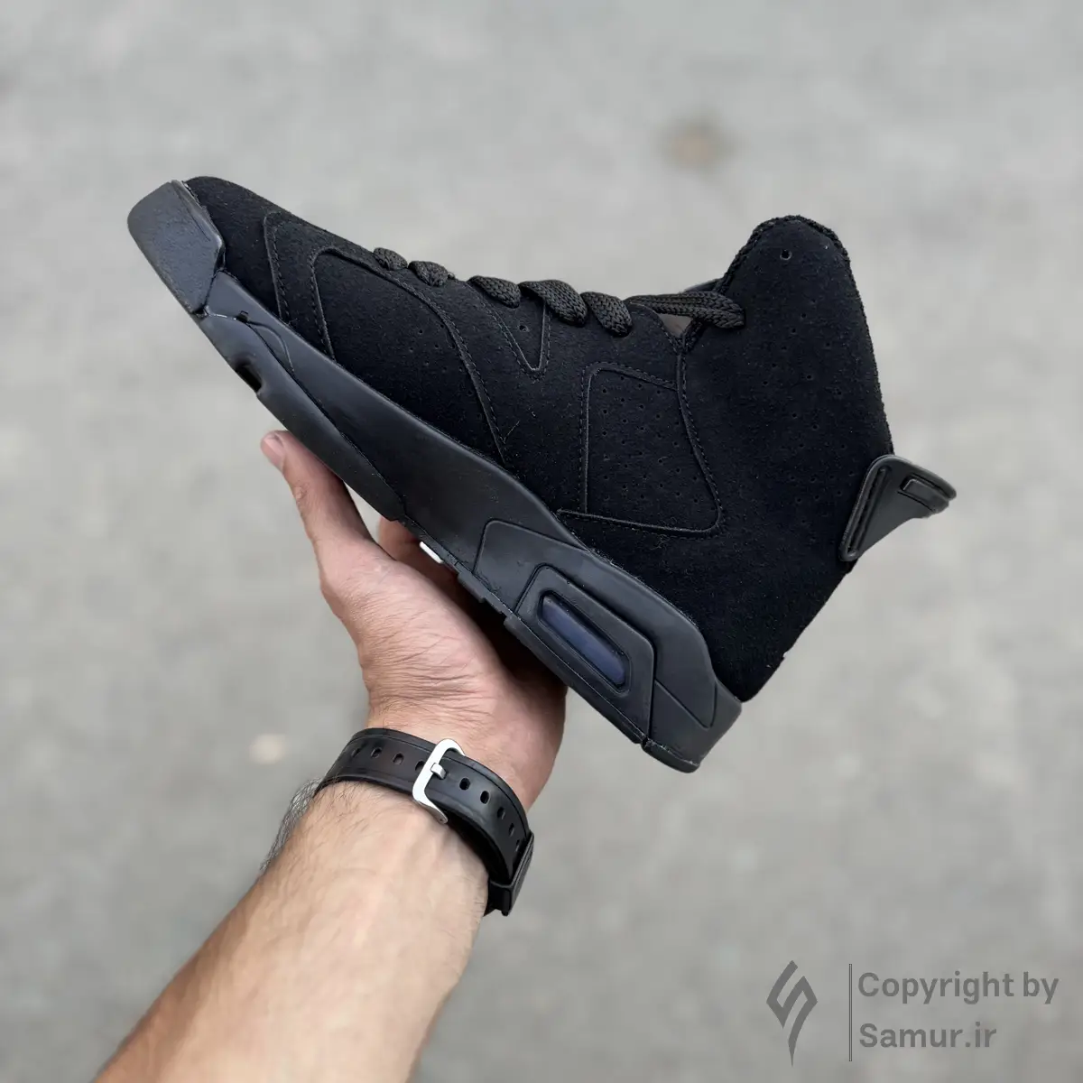 گالری تصاویر کتونی نایک ایر جردن 6 مشکی